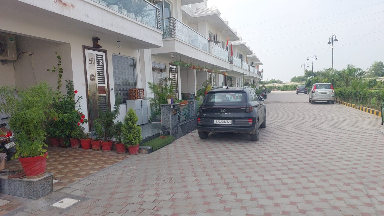 whatsapp image 2025 09 05 at 4.21.30 pm (2)